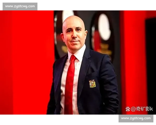 曼联续约三门希顿至 2026 年 罗马诺确认协议达成