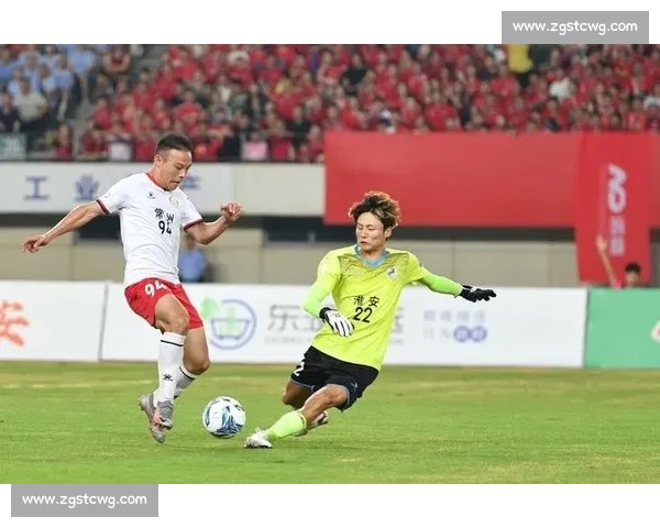 苏超 “卖房队” 风波：官方重罚后，京媒的批评是否命中要害？